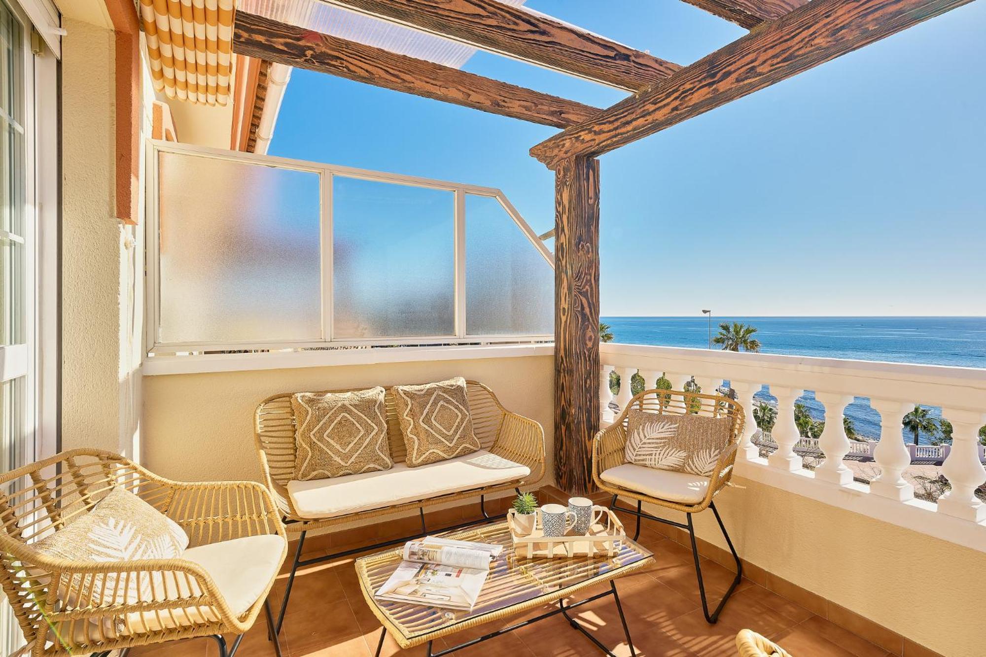 Sea La Vie By Lovely Rentals Benalmadena Bagian luar foto