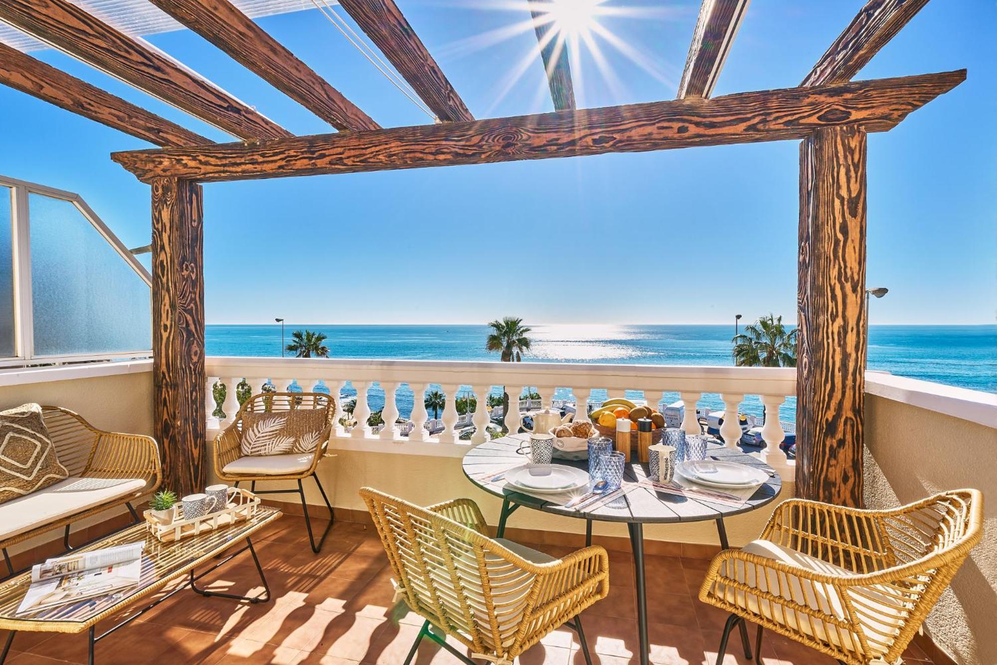 Sea La Vie By Lovely Rentals Benalmadena Bagian luar foto